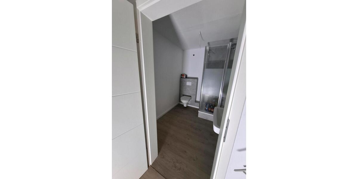 Dachgeschoßwohnung Uplengen - 1 Zimmer, 55 m&sup2;, 600&euro; | Angebot:24302981