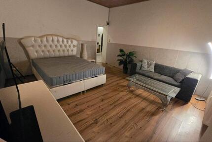 Grosses WG Zimmer auf altem Resthof in Hasloh 1 zimmer