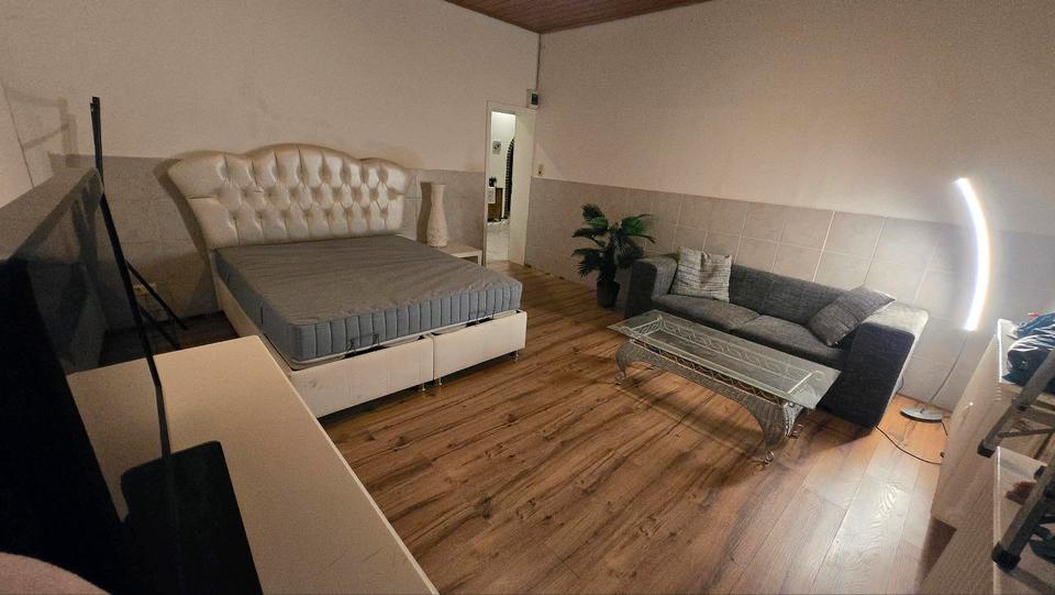 Grosses WG Zimmer auf altem Resthof in Hasloh 1 zimmer