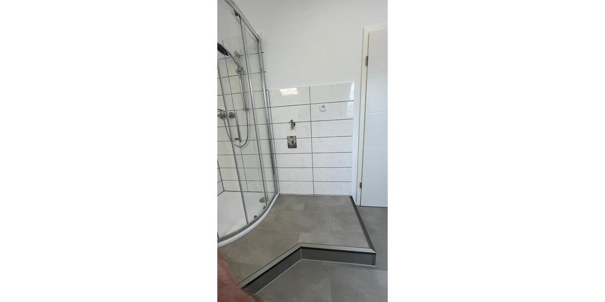 Dachgeschoßwohnung Werdau - 3 Zimmer, 64 m&sup2;, 390&euro; | Angebot:26032896