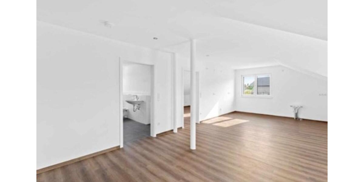 Dachgeschoßwohnung Mühlhausen - 2 Zimmer, 74 m&sup2;, 666&euro; | Angebot:24842089