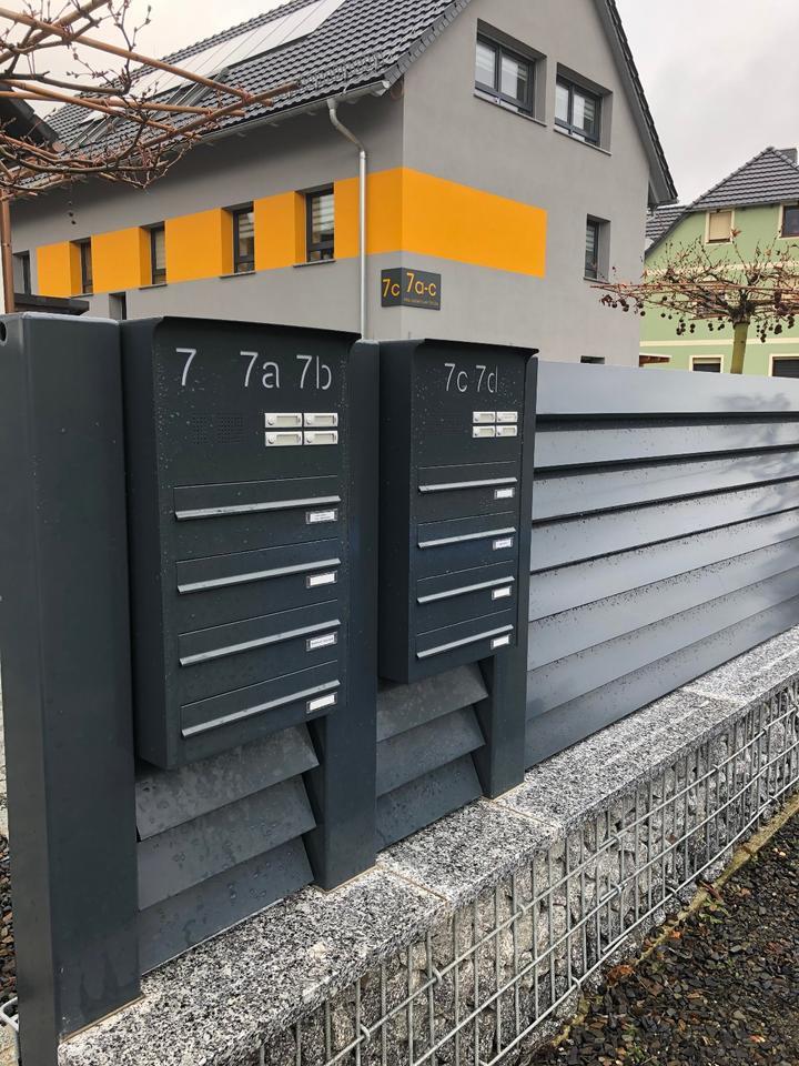 schicke Erdgeschoßwohnung mit Gewölbe in Brauna