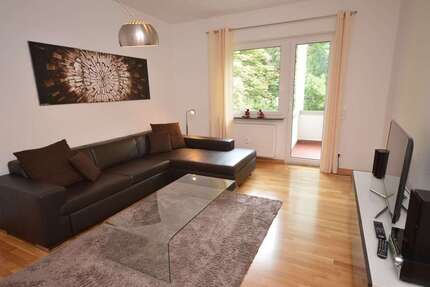 Wohnung zum Mieten in Frankfurt 2.390 € 83 m²