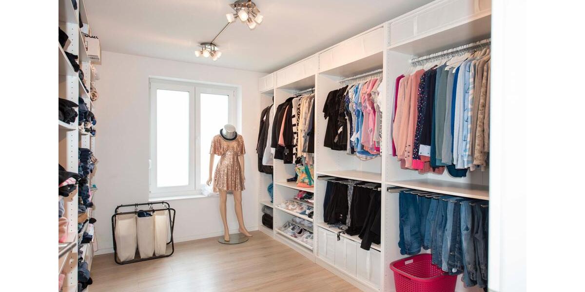 Erdgeschoßwohnung Salzhausen - 4.5 Zimmer, 121 m&sup2;, 1.320&euro; | Angebot:26662395