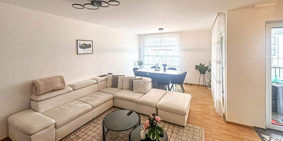 Etagenwohnung Kehl - 3 Zimmer, 86 m&sup2;, 900&euro; | Angebot:24915971