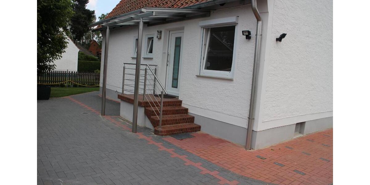 Einfamilienhaus Hambühren - 5 Zimmer, 100 m&sup2;, 1.200&euro; | Angebot:26607172