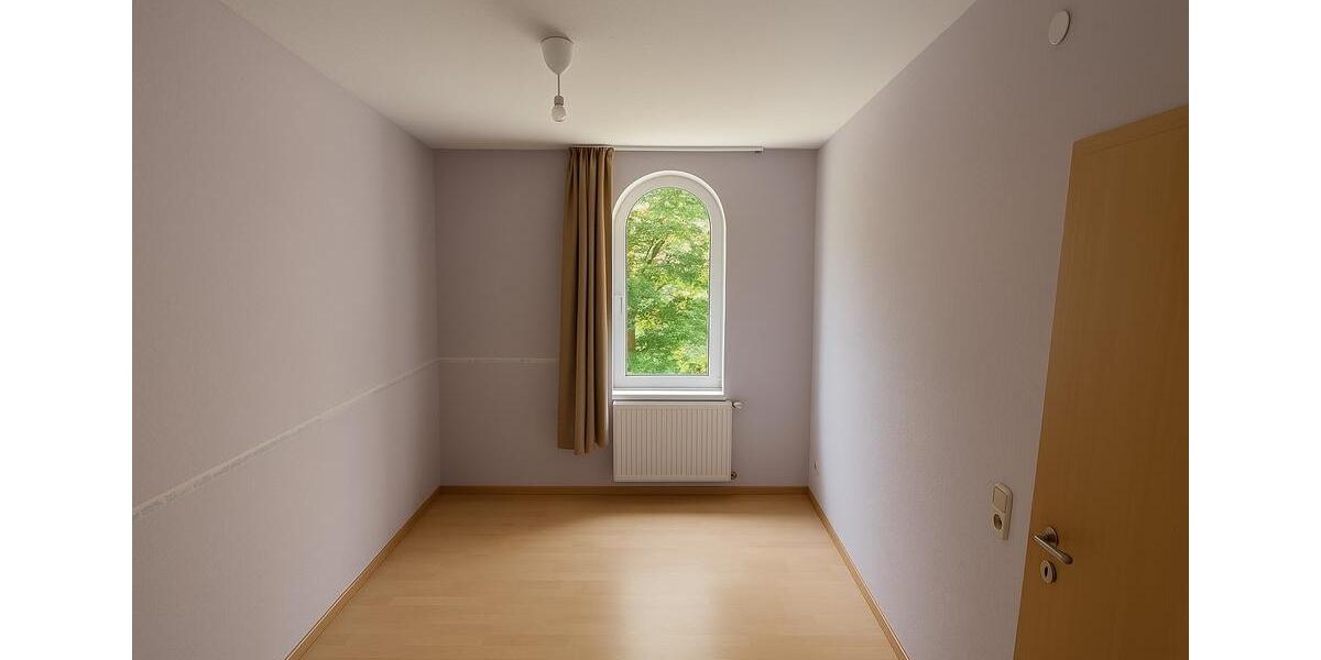 Dachgeschoßwohnung Porta Westfalica - 4 Zimmer, 110 m&sup2;, 850&euro; | Angebot:26449064