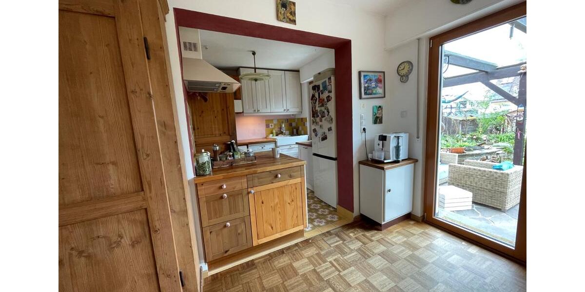 Wohnen auf Zeit Bornheim - 5 Zimmer, 100 m&sup2;, 1.800&euro; | Angebot:26224809