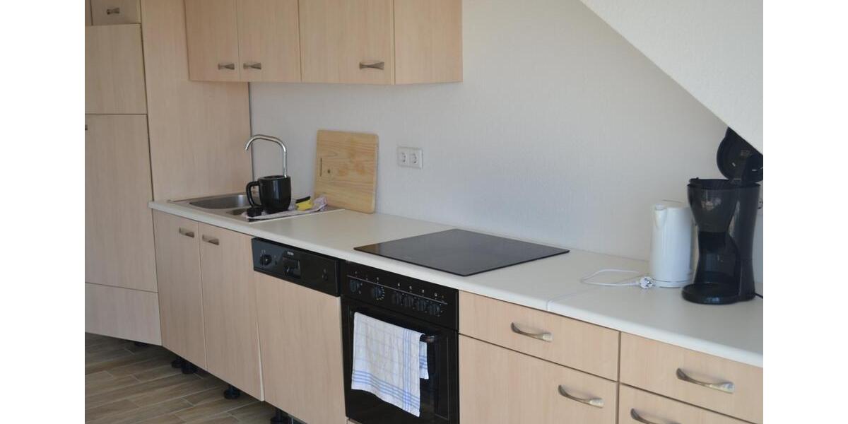 Dachgeschoßwohnung Sassnitz - 3 Zimmer, 100 m&sup2;, 1.200&euro; | Angebot:25225266