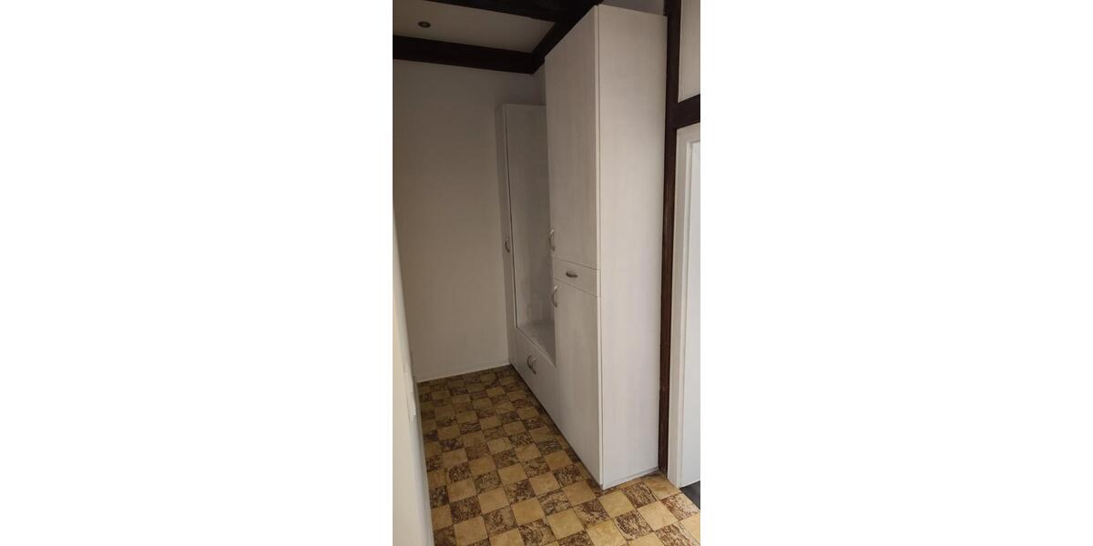 Erdgeschoßwohnung Enger - 3 Zimmer, 84 m&sup2;, 540&euro; | Angebot:26039387