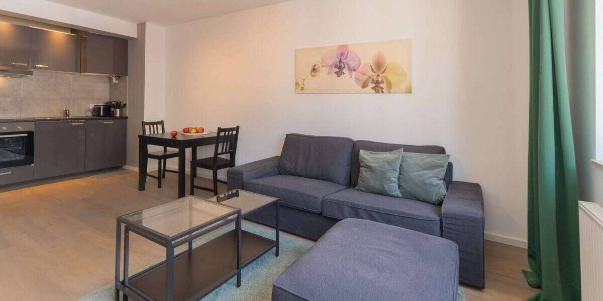 Etagenwohnung Frankfurt am Main Bahnhofsviertel - 2 Zimmer, 55 m&sup2;, 1.695&euro; | Angebot:26154035