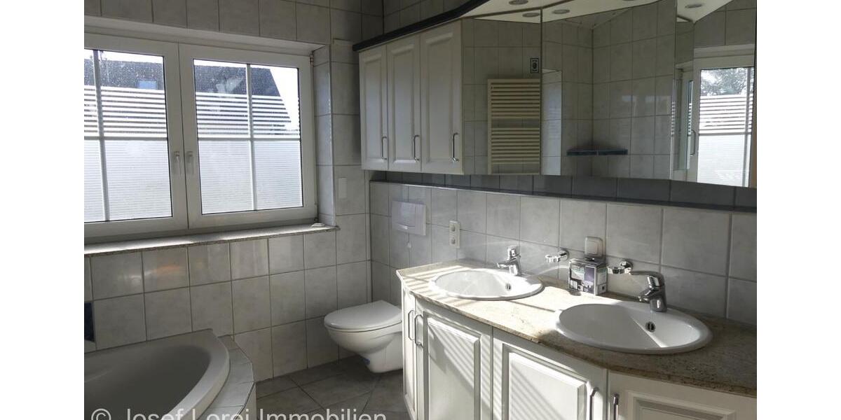 Maisonettenwohnung Hünfeld - 4 Zimmer, 113 m&sup2;, 915&euro; | Angebot:26209846