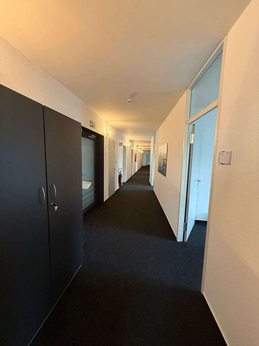 Büro in Ettlingen 2.900 € 230.86 m² zimmer