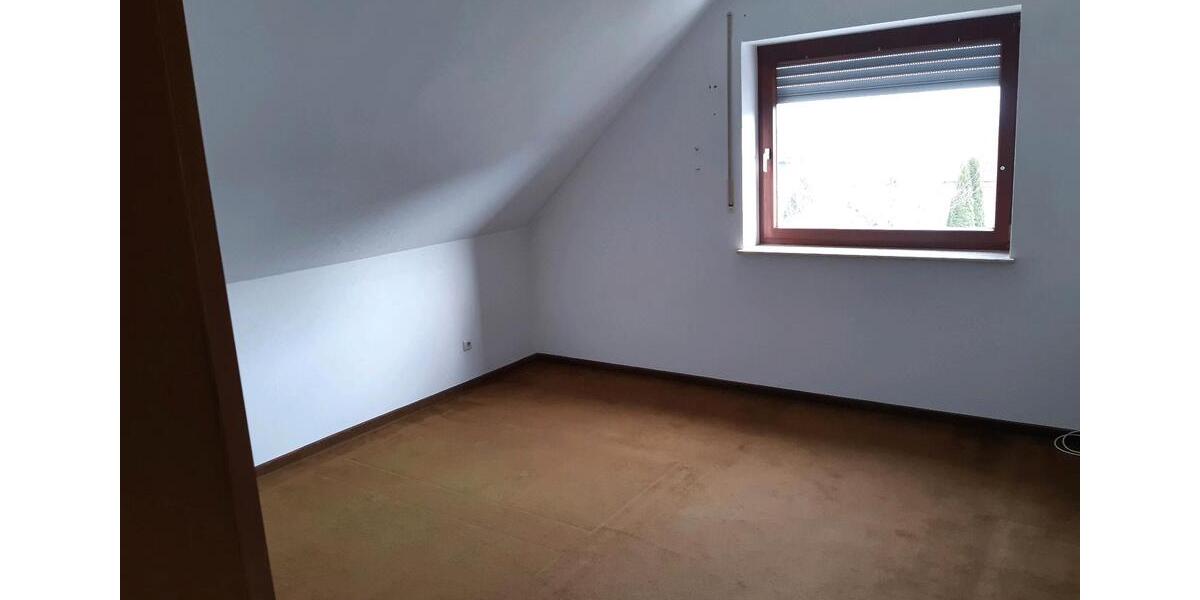 Dachgeschoßwohnung Medebach - 2 Zimmer, 79 m&sup2;, 515&euro; | Angebot:24630639