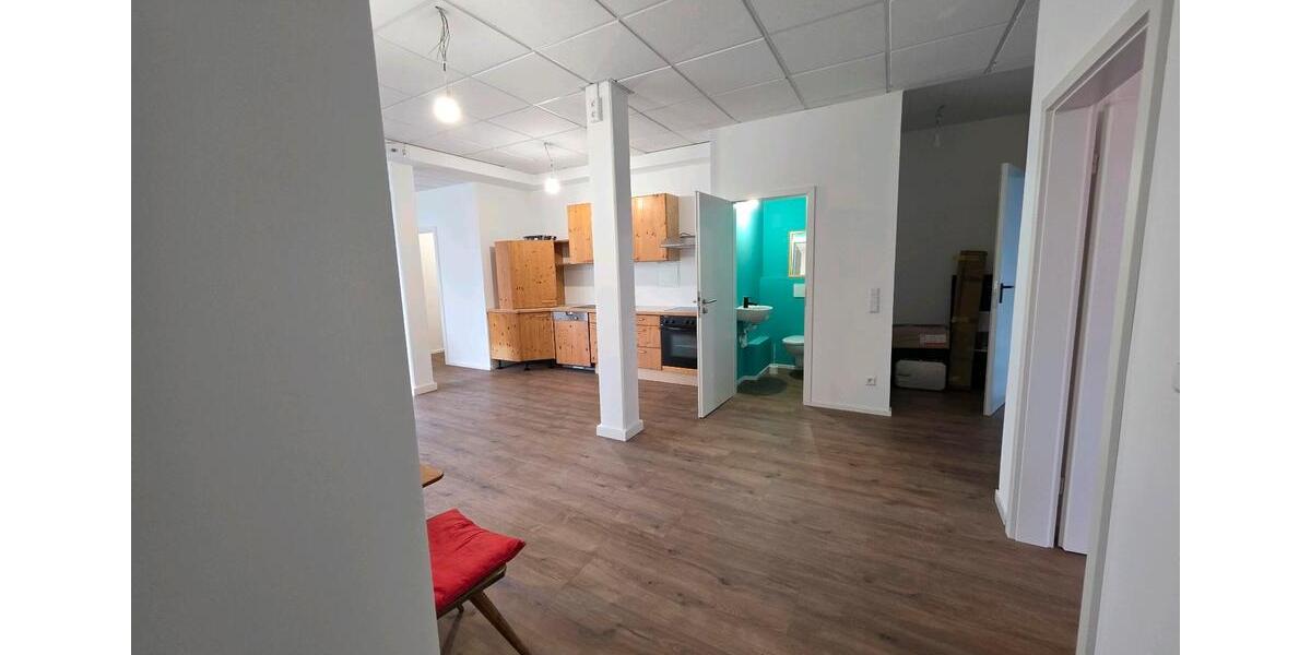 Erdgeschoßwohnung Bempflingen - 4 Zimmer, 80 m&sup2;, 1.300&euro; | Angebot:26238428