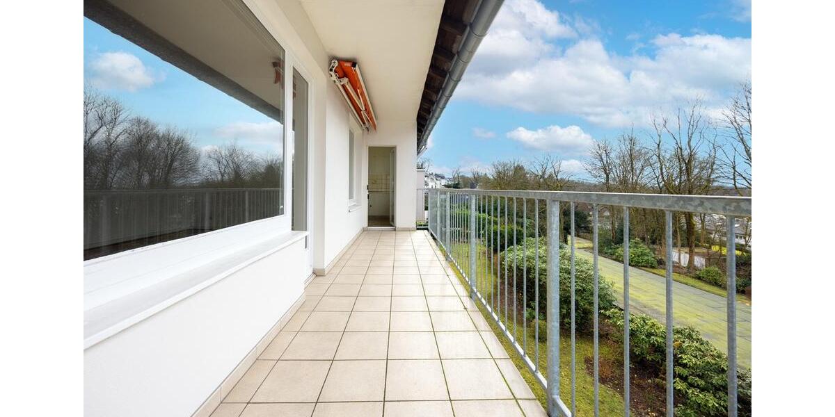 Etagenwohnung Wuppertal Lichtenplatz - 3 Zimmer, 100 m&sup2;, 1.490&euro; | Angebot:26024011