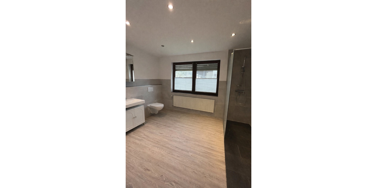 Großzügige 4 Zimmer Wohnung in Delliehausen 4 zimmer