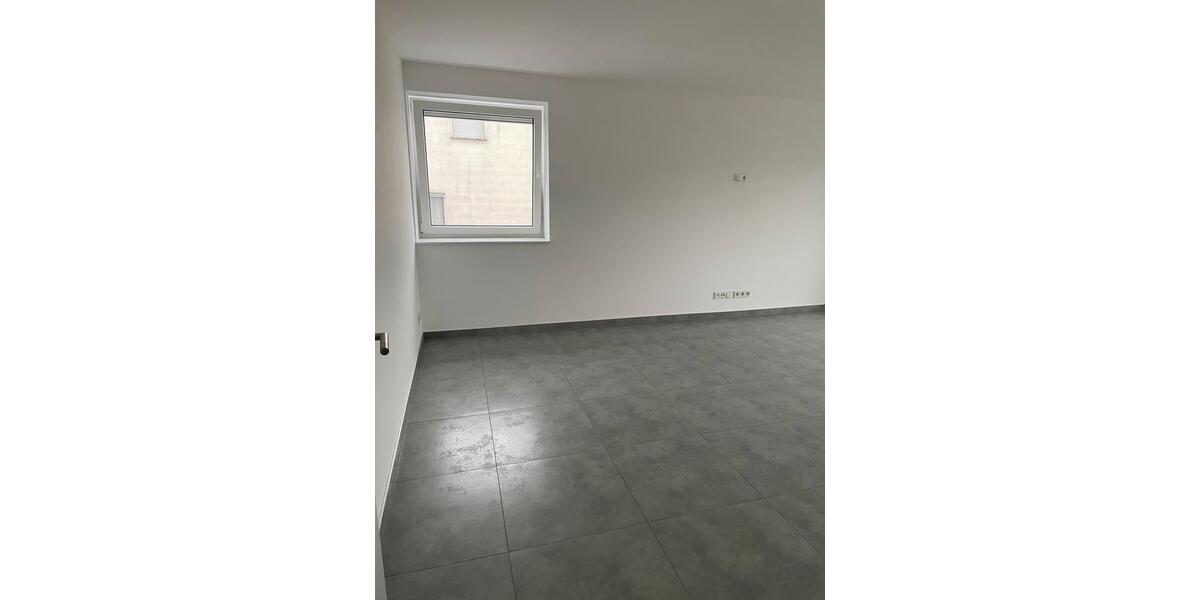 Etagenwohnung Friedewald - 4 Zimmer, 95 m&sup2;, 900&euro; | Angebot:25353141