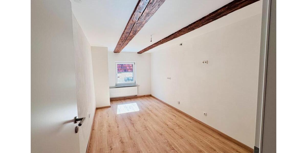 Etagenwohnung Kirchensittenbach - 5 Zimmer, 187 m&sup2;, 1.480&euro; | Angebot:26040539