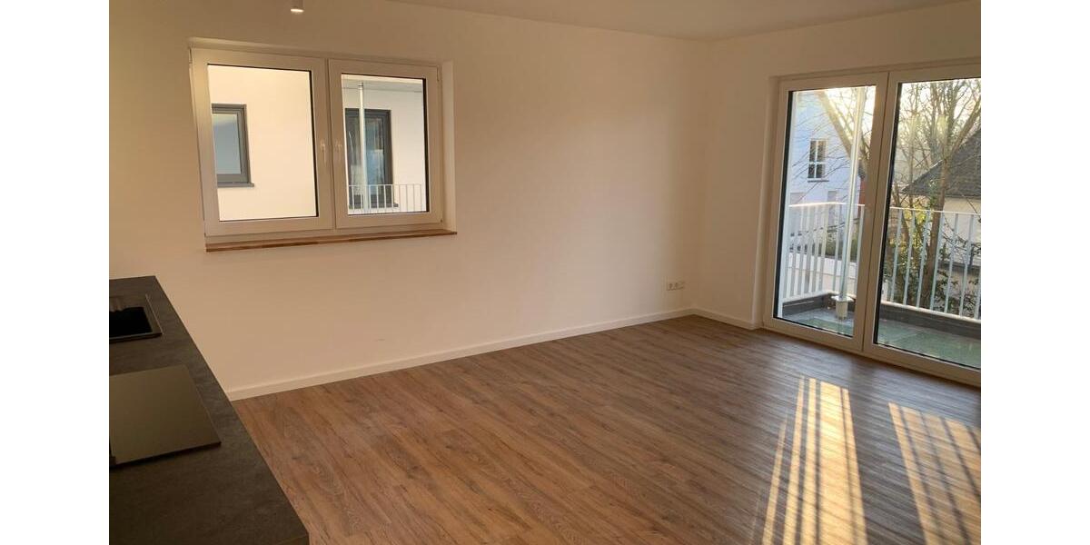 Erdgeschoßwohnung Nürtingen - 4 Zimmer, 110 m&sup2;, 1.590&euro; | Angebot:24719607