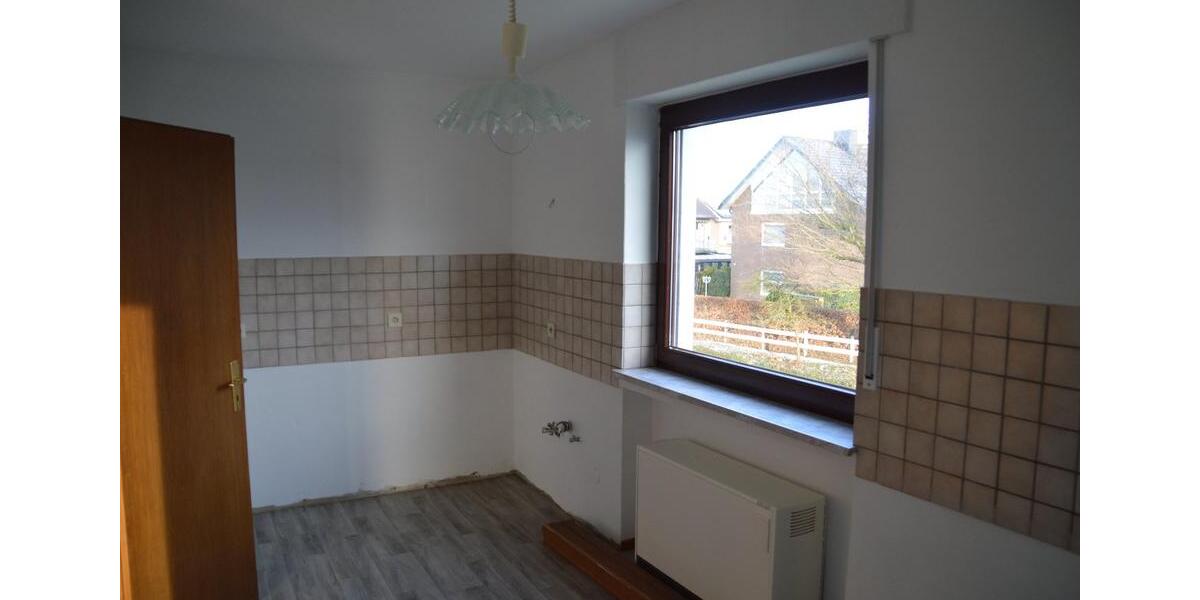 Etagenwohnung Preußisch Oldendorf - 3 Zimmer, 86 m&sup2;, 500&euro; | Angebot:24787903