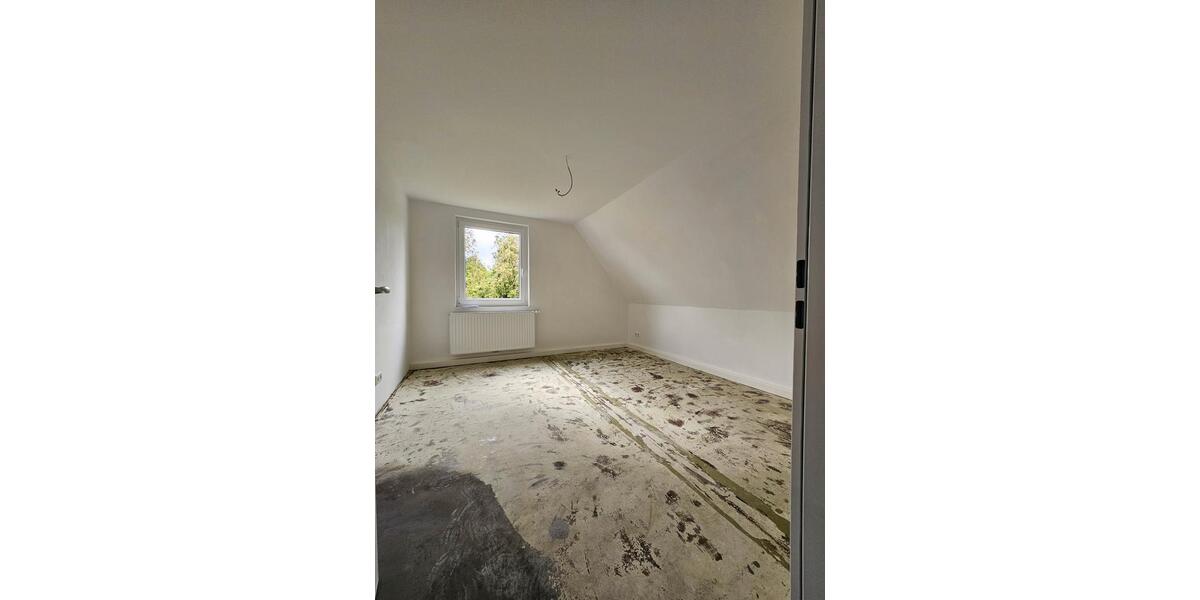 Etagenwohnung Emden Rysumer Landstraße - 2 Zimmer, 34 m&sup2;, 220&euro; | Angebot:26559135