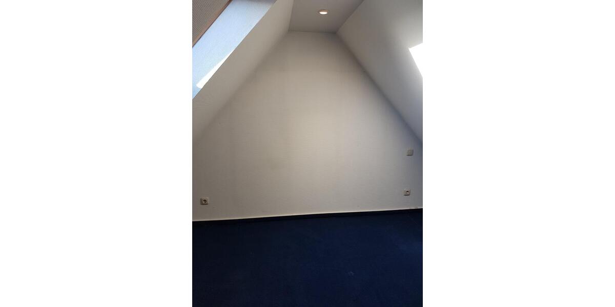 2 Zimmer Maisonettewohnung ca. 50qm inkl. Eckbadewanne und Theke 2 zimmer