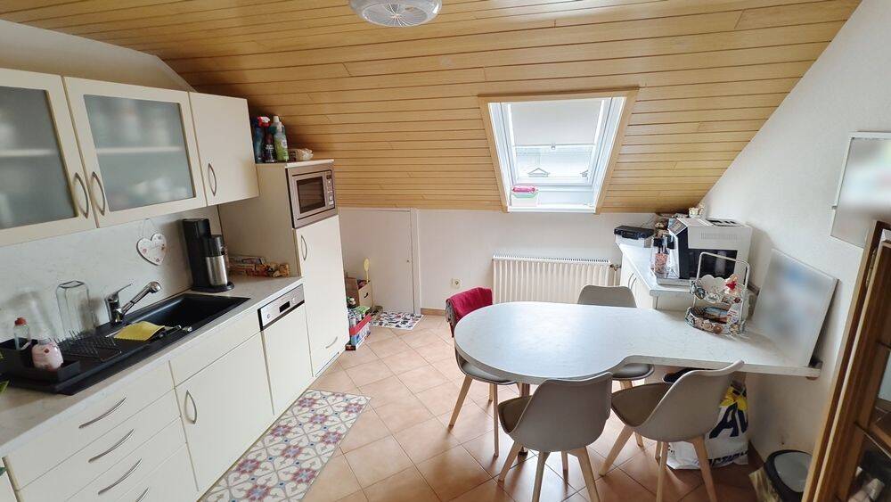 Etagenwohnung Uetze Eltze - 2 Zimmer, 63 m&sup2;, 450&euro; | Angebot:26862440