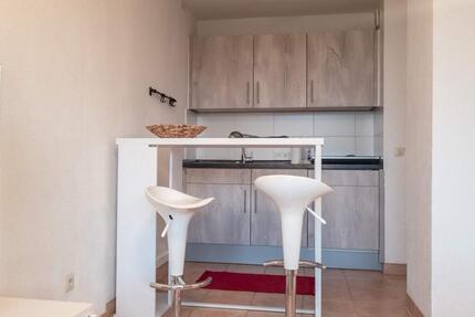 Exklusive, zentrale, 1 Zi.-Whg. mit Balkon und Traumblick 1 zimmer