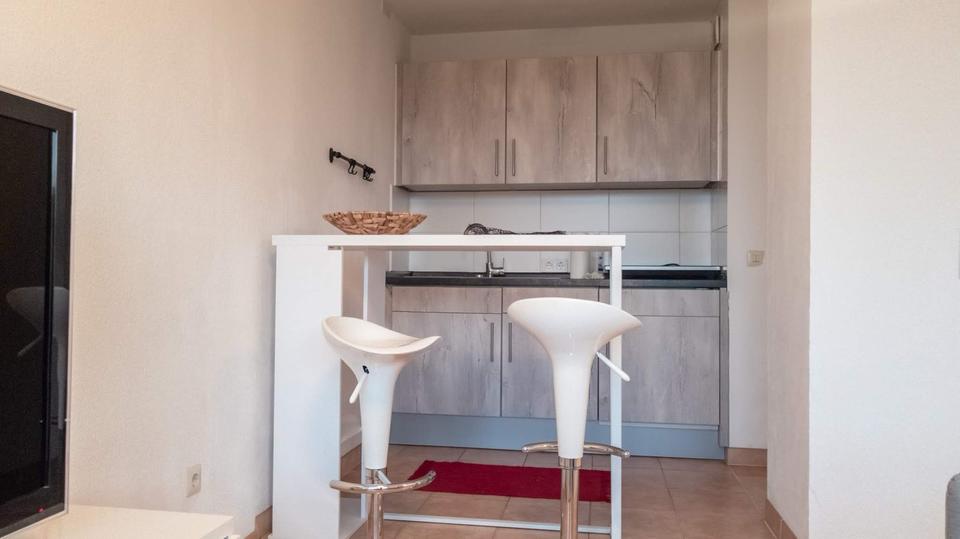 Exklusive, zentrale, 1 Zi.-Whg. mit Balkon und Traumblick 1 zimmer