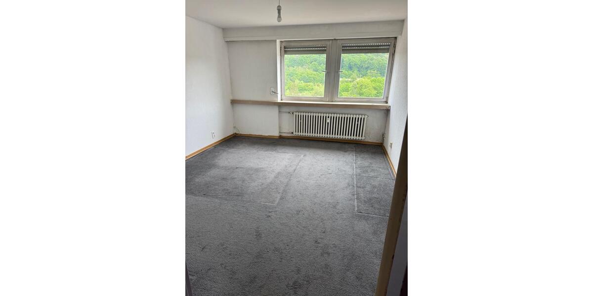 Etagenwohnung Saarbrücken West - 4 Zimmer, 90 m&sup2;, 650&euro; | Angebot:26490009