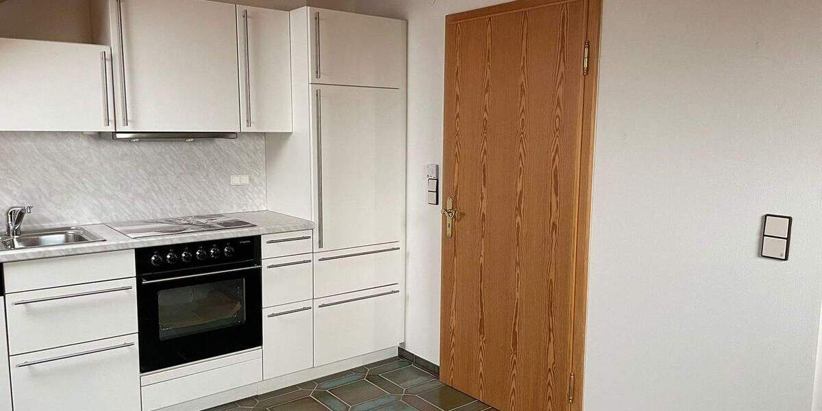 Etagenwohnung Neustadt an der Aisch Neustadt - 2 Zimmer, 75 m&sup2;, 720&euro; | Angebot:25660938