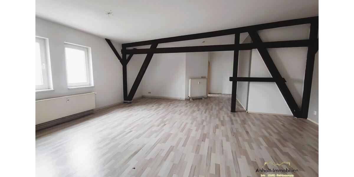 Dachgeschoßwohnung Bitterfeld-Wolfen Bitterfeld - 3 Zimmer, 96 m&sup2;, 624&euro; | Angebot:25887245