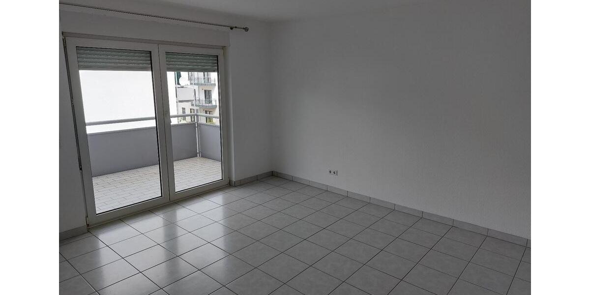 Etagenwohnung Saarbrücken Kieselhumes - 3 Zimmer, 83 m&sup2;, 830&euro; | Angebot:26479637