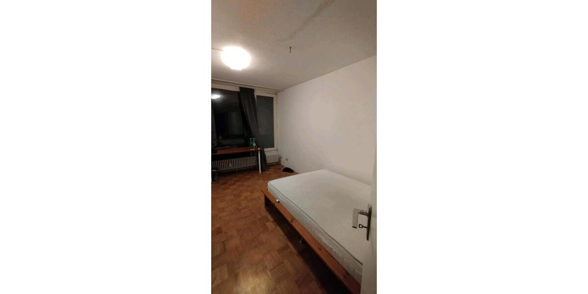 Erdgeschoßwohnung Eichenau - 5 Zimmer, 900&euro; | Angebot:23393891