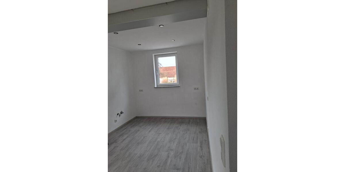 Einfamilienhaus Münsterhausen - 4 Zimmer, 98 m&sup2;, 900&euro; | Angebot:25329423