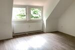 Individuelle 3-Zimmer-Dachgeschoßwohnung mit Tageslichtbad