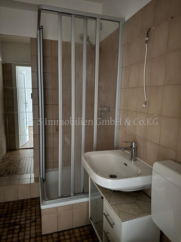 2 Zimmer-Wohnung im östl. Ringgebiet zimmer