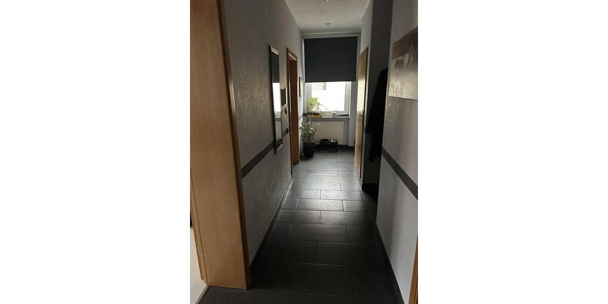 Etagenwohnung Brühl - 5 Zimmer, 140 m&sup2;, 1.450&euro; | Angebot:26857705