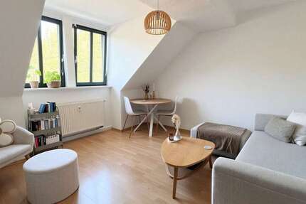 Wohnung Sonneberg - 2 Zimmer, 48 m&sup2;, 370&euro; | Angebot:27440858