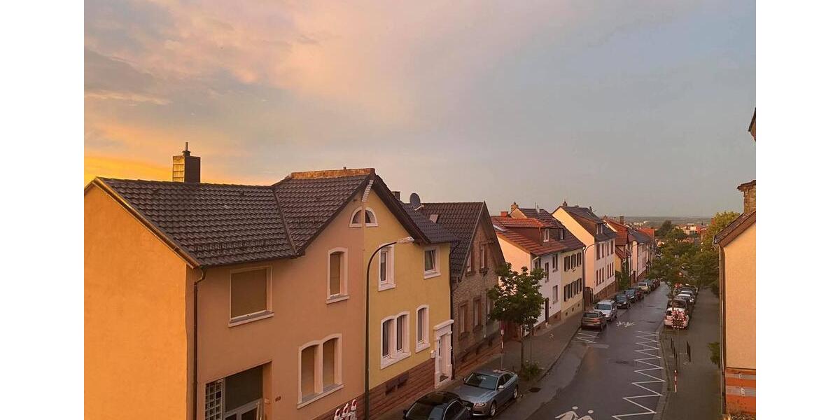 Modernisierte Wohnung mit vier Zimmern- Balkon - Garten 4 zimmer