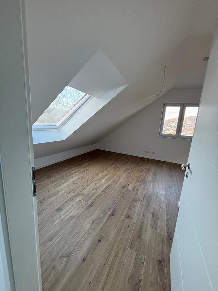*Erstbezug* helles Reihenendhaus mit Garten und Terrasse