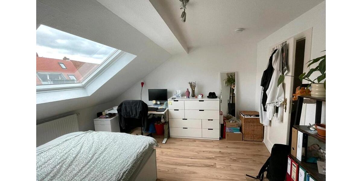 Dachgeschoßwohnung Hannover Südstadt - 3 Zimmer, 64 m&sup2;, 965&euro; | Angebot:24841315