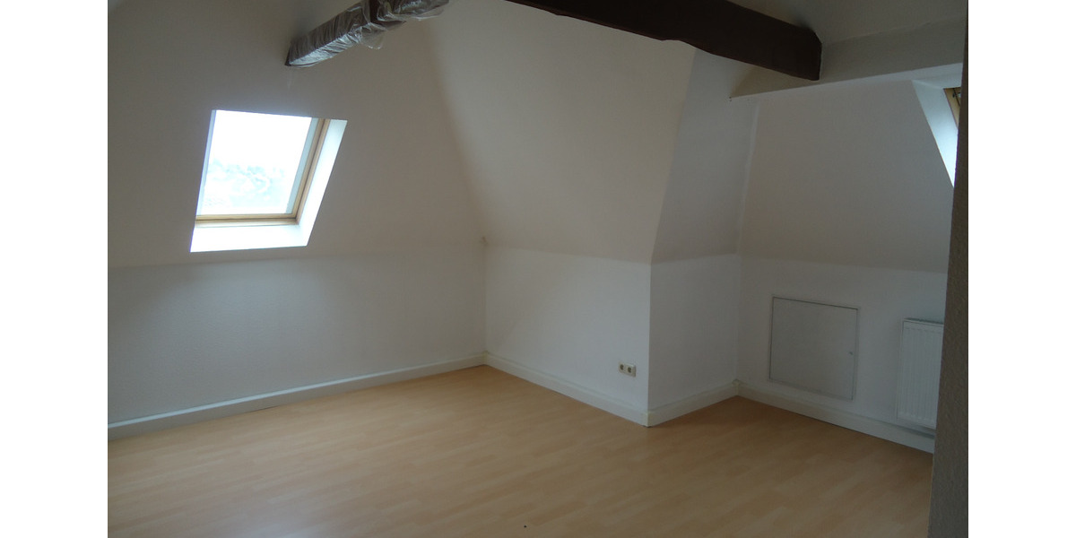 Dachgeschoßwohnung Rosenthal am Rennsteig - 3 Zimmer, 90 m&sup2;, 460&euro; | Angebot:25909078