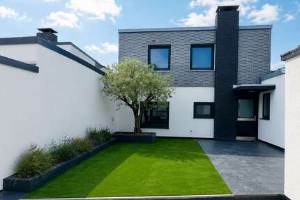 Haus Köln Rodenkirchen - 5 Zimmer, 110 m&sup2;, 2.700&euro; | Angebot:26759847