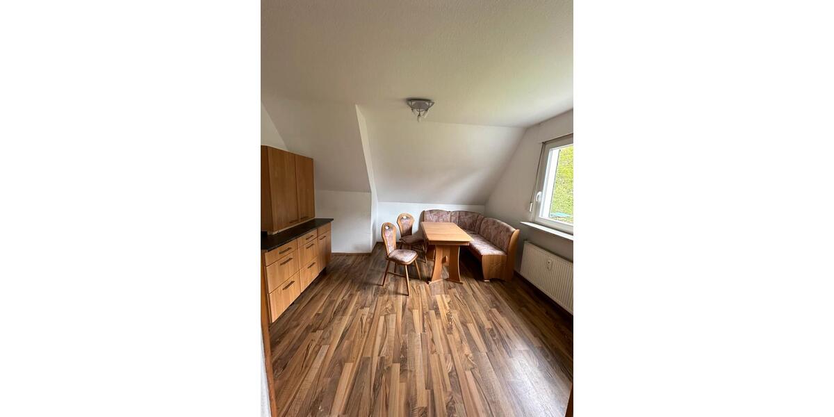 Monture Dachgeschosswohnung 3 zimmer