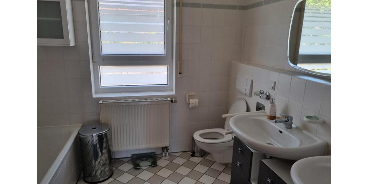 Etagenwohnung Borken (Hessen) - 3 Zimmer, 108 m&sup2;, 698&euro; | Angebot:26534809