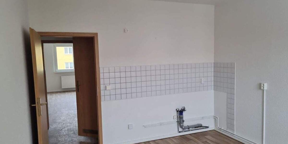 Etagenwohnung Waren (Müritz) Waren - 2 Zimmer, 59 m&sup2;, 350&euro; | Angebot:26244309