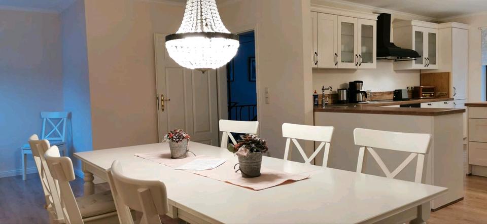 Etagenwohnung Damp - 5 Zimmer, 177 m&sup2;, 2.600&euro; | Angebot:26340521