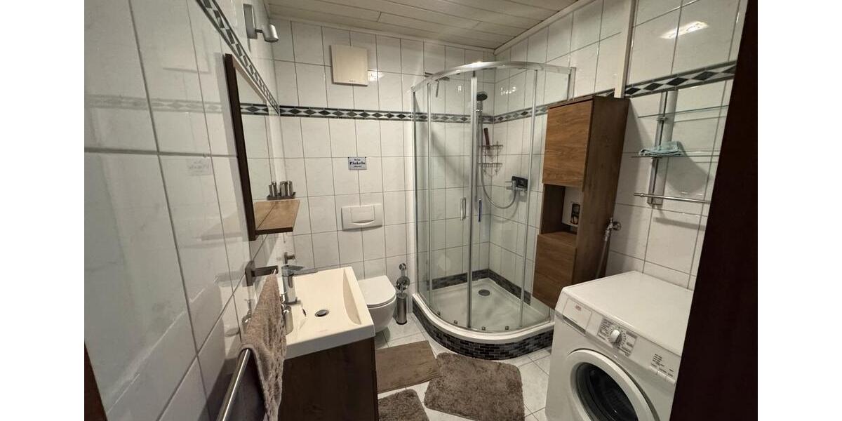 Etagenwohnung Eisenach - 5 Zimmer, 100 m&sup2;, 1.250&euro; | Angebot:24360908